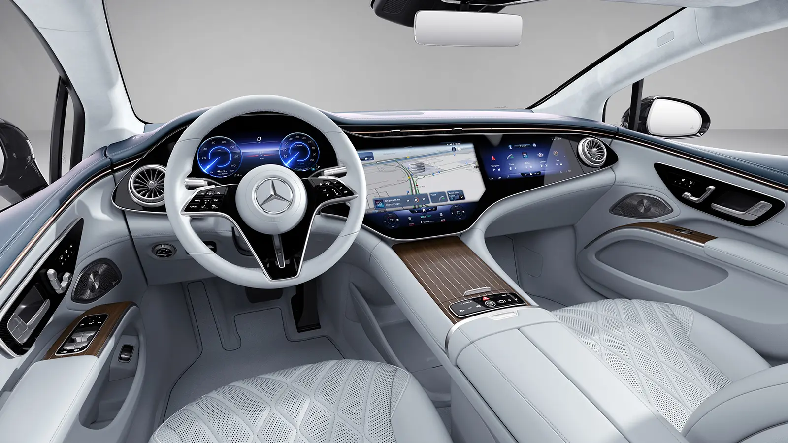 Interior de Mercedes EQS con pantallas digitales para transfer privado en Alicante